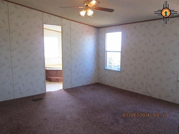5th image of 44 Jerry Dr