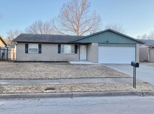 11848 E 62nd St S, Broken Arrow, OK 74012