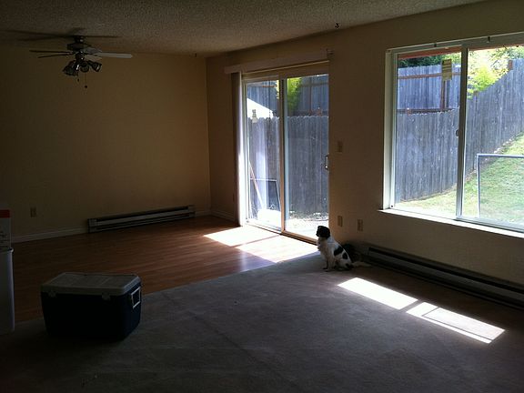dining room/living room
