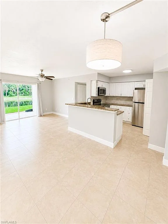 3 bed, 2.0 bath, 1175 sqft, $2,100 — Photo 1