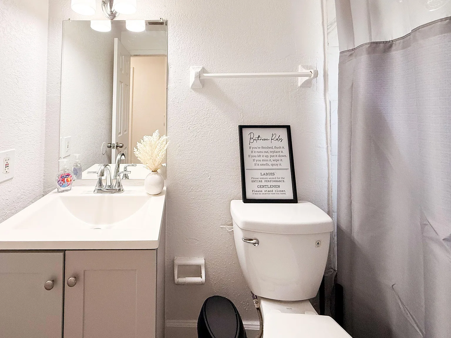 2 bed, 1.0 bath, 720 sqft, $1,105 — Photo 4