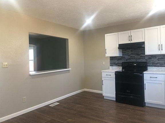 4th image of 1700 Avenue B