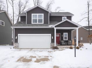 3550 Traemore Dr, Valparaiso, IN 46385