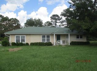 3250 Devandrene Ave, Waycross, GA 31503