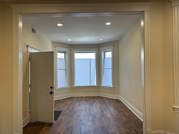 2nd image of 4009 W Gladys Ave #B