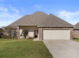 1923 Thibodeaux, Lake Charles, LA 70607