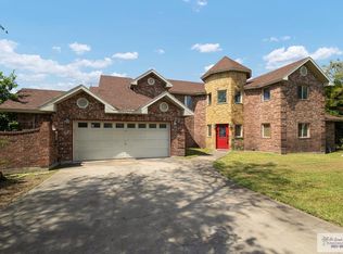 32796 Edgewater Isle, Los Fresnos, TX 78566
