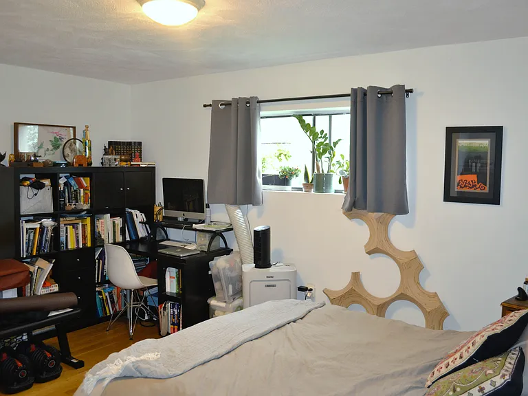 1643 Cambridge St #66 — Photo 10