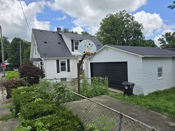 323 W 2nd St, Paris, KY 40361