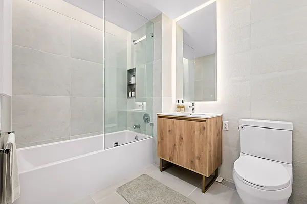 Rented by Nooklyn NYC LLC | media 27