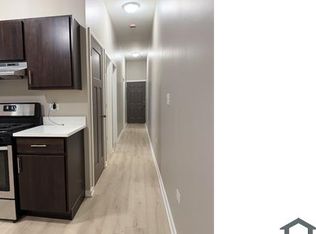 22 N Pulaski Rd #1R, Chicago, IL 60624