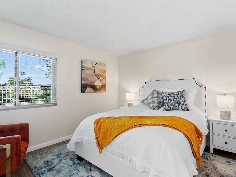2910 Malaga Cir #A — Photo 12