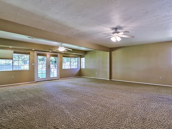 3rd image of 10738 W Salem Dr