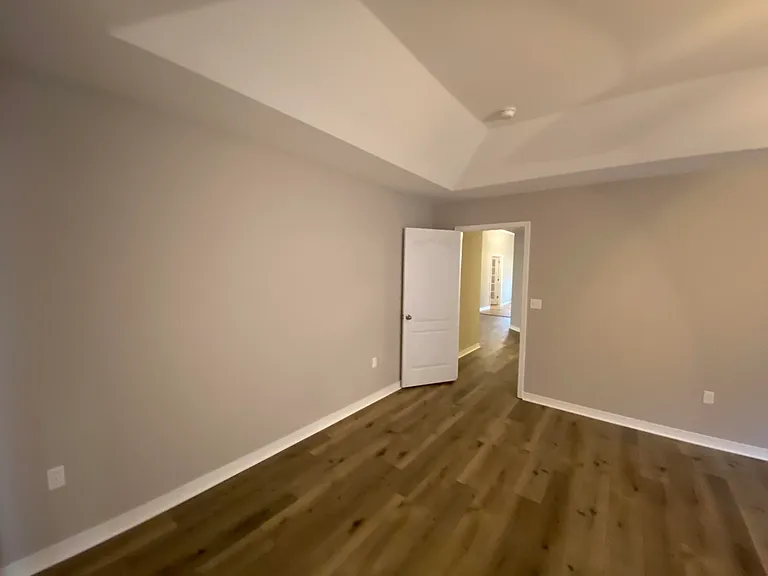 1810 Twin Pine Blvd — Photo 29