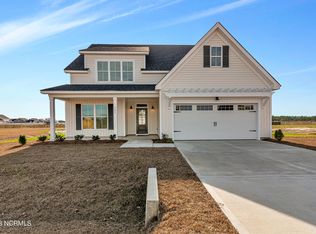 741 Aria Ln, Hubert, NC 28539