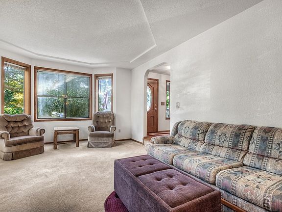 5th image of 12916 133rd Avenue Ct E