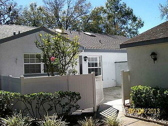 4th image of 12148 Fox Chase Dr