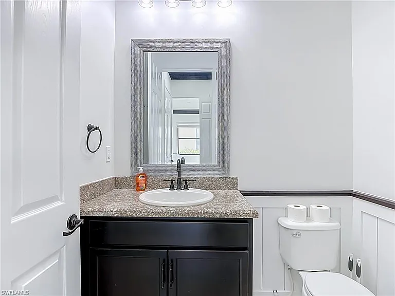 5462 Useppa Dr — Photo 22