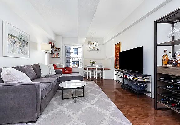 3rd image of 96 Schermerhorn St APT 2F