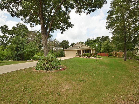 2nd image of 115 Litton Ln