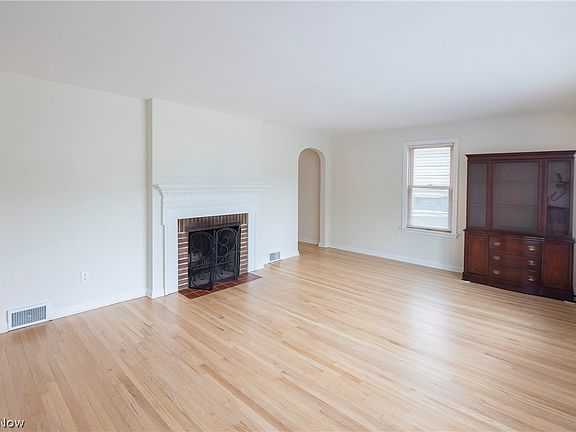 4th image of 314 Missouri Ave