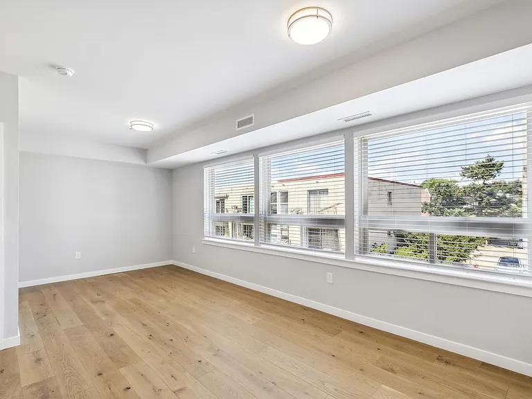 3838 Pechin St #306 — Photo 4