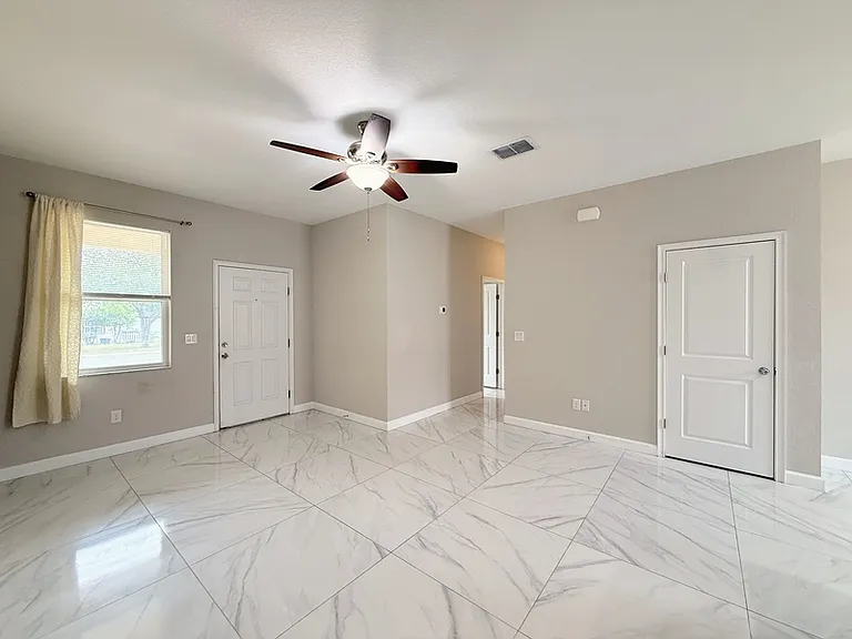 2 W Orange St #101 — Photo 21