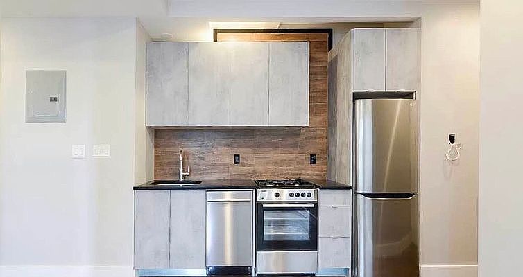 1st image of 370 E 23rd St #3L