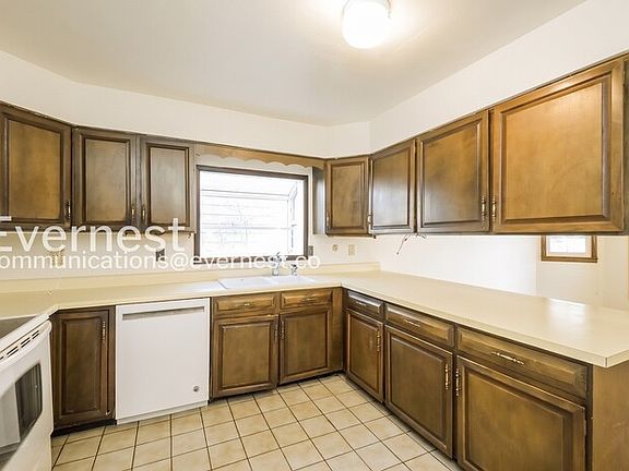 4th image of 2810 1/2 Cordry Ct
