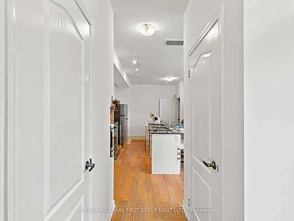 4th image of 9 Clintwood Gate #33
