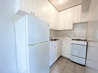 Rented by Brown Harris Stevens