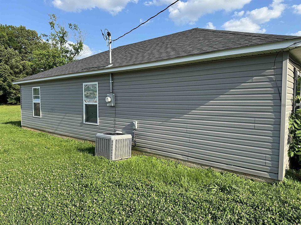 2nd image of 438 Prince Ave