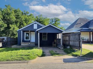 330 E Thompson St, Jacksboro, TX 76458