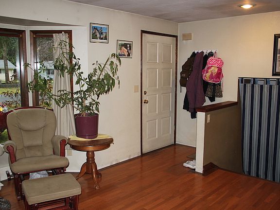 Entrance door