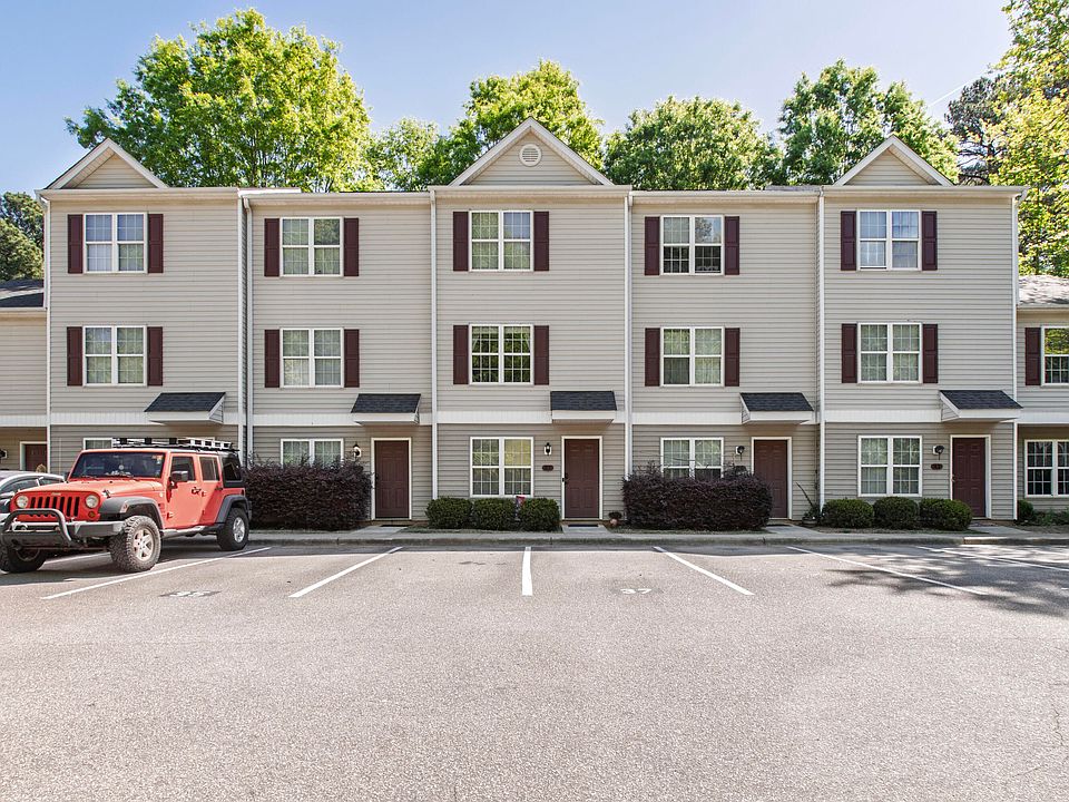 1st image of 37 Red Ln