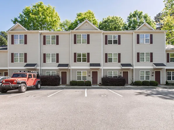 37 Red Ln, Raleigh, NC 27606