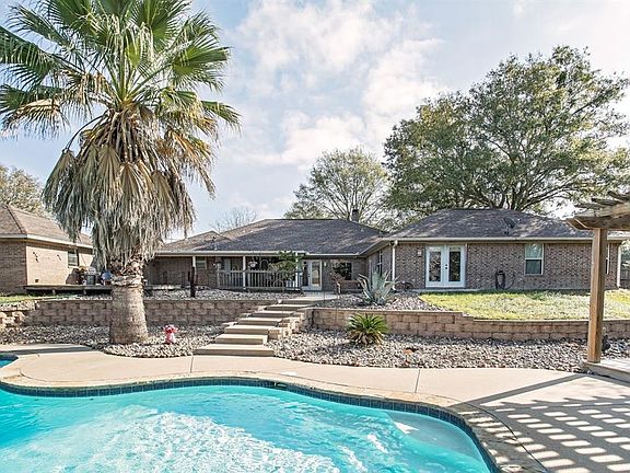 5th image of 19758 Highland Pl
