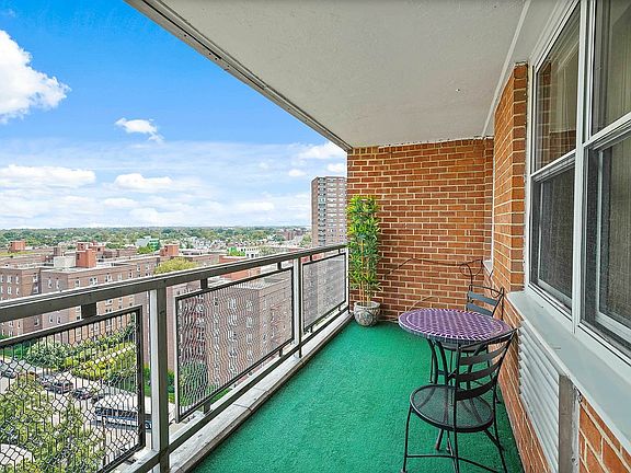 3rd image of 3215 Avenue N #N