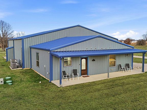 5th image of 369 Air Park Dr