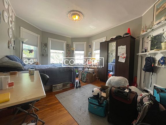 5th image of 21-23 Sparks St #1