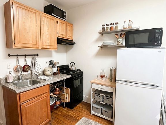 2nd image of 177 E Houston St APT 6F