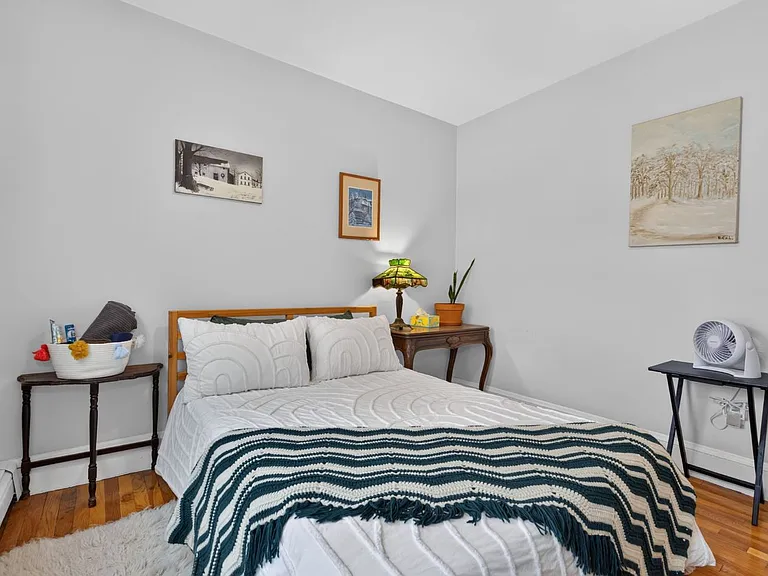 52 Mansfield St — Photo 7