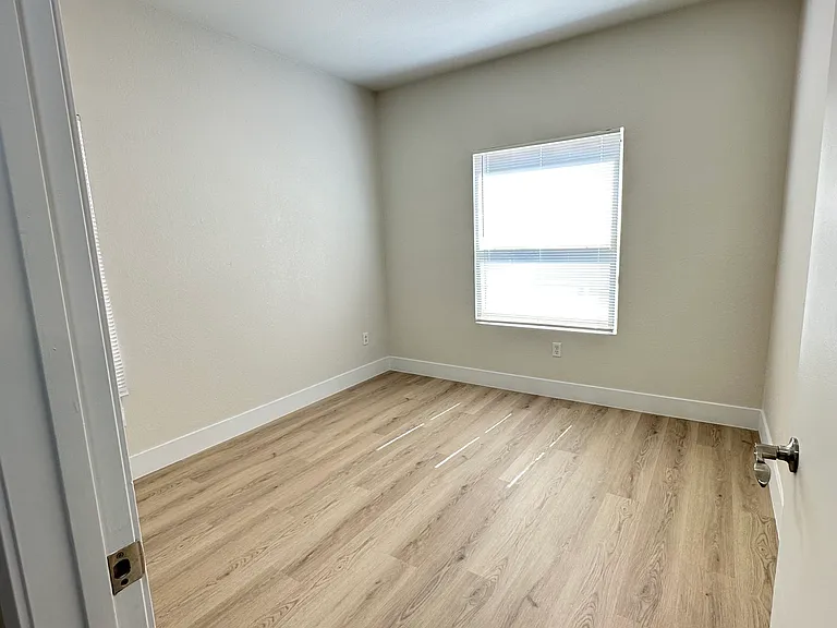 6650 W Warm Springs Rd #1108 — Photo 22