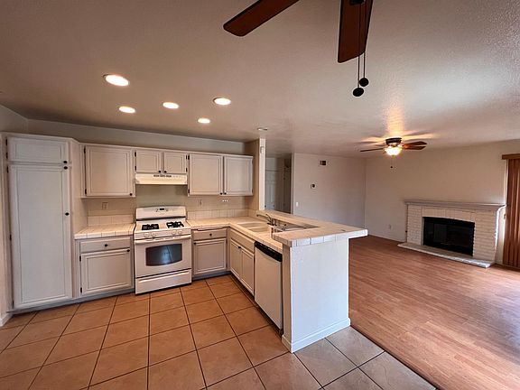 4th image of 12810 Montecello Dr