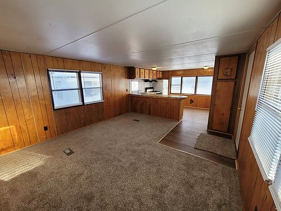 3rd image of 500 Pioneer Rd #18