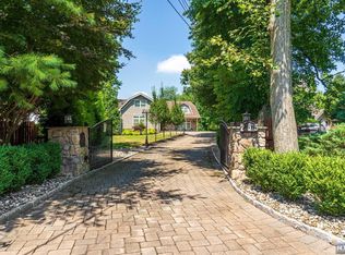 265 Piermont Rd, Cresskill, NJ 07626