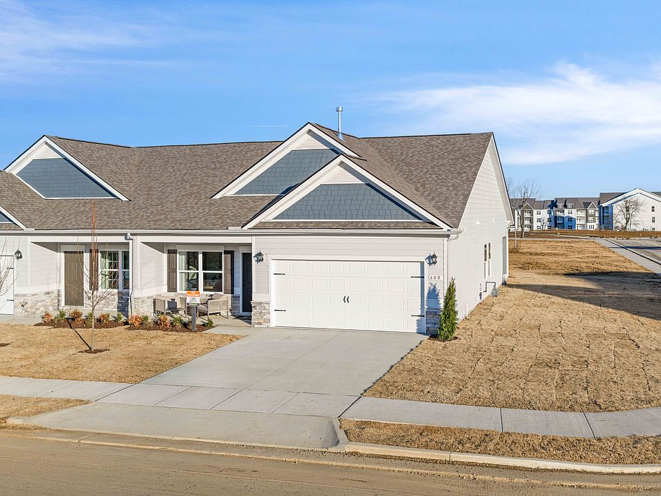 The Peachtree Exterior