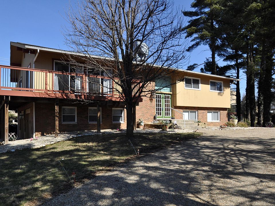 1st image of 5870 Forestview Dr