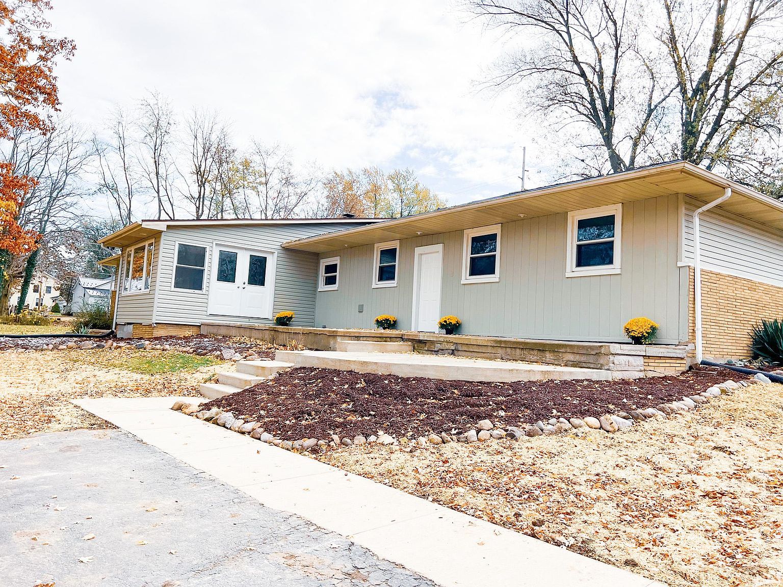 204 N 1st St, Wolcottville, IN 46795 Zillow