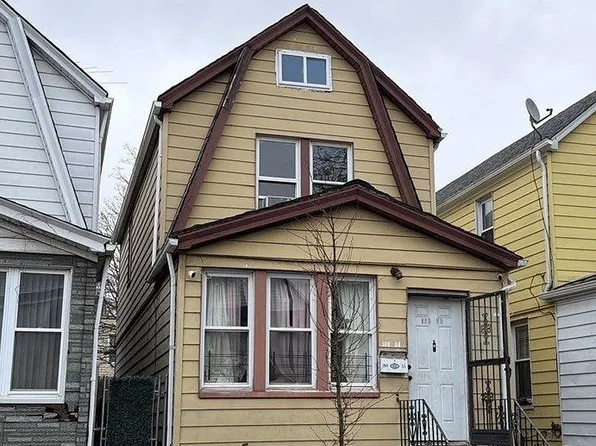 10453 128th St, South Richmond Hill, NY 11419